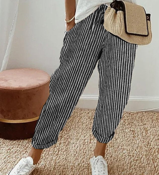Pantaloni fluidi dal comfort elegante