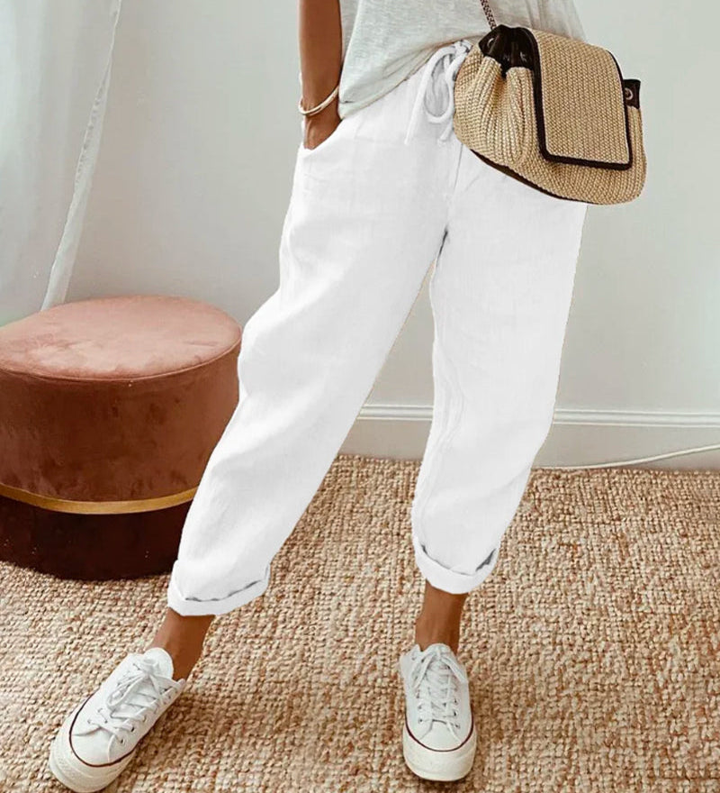Pantaloni fluidi dal comfort elegante