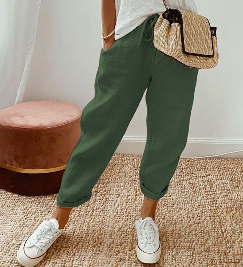 Pantaloni fluidi dal comfort elegante