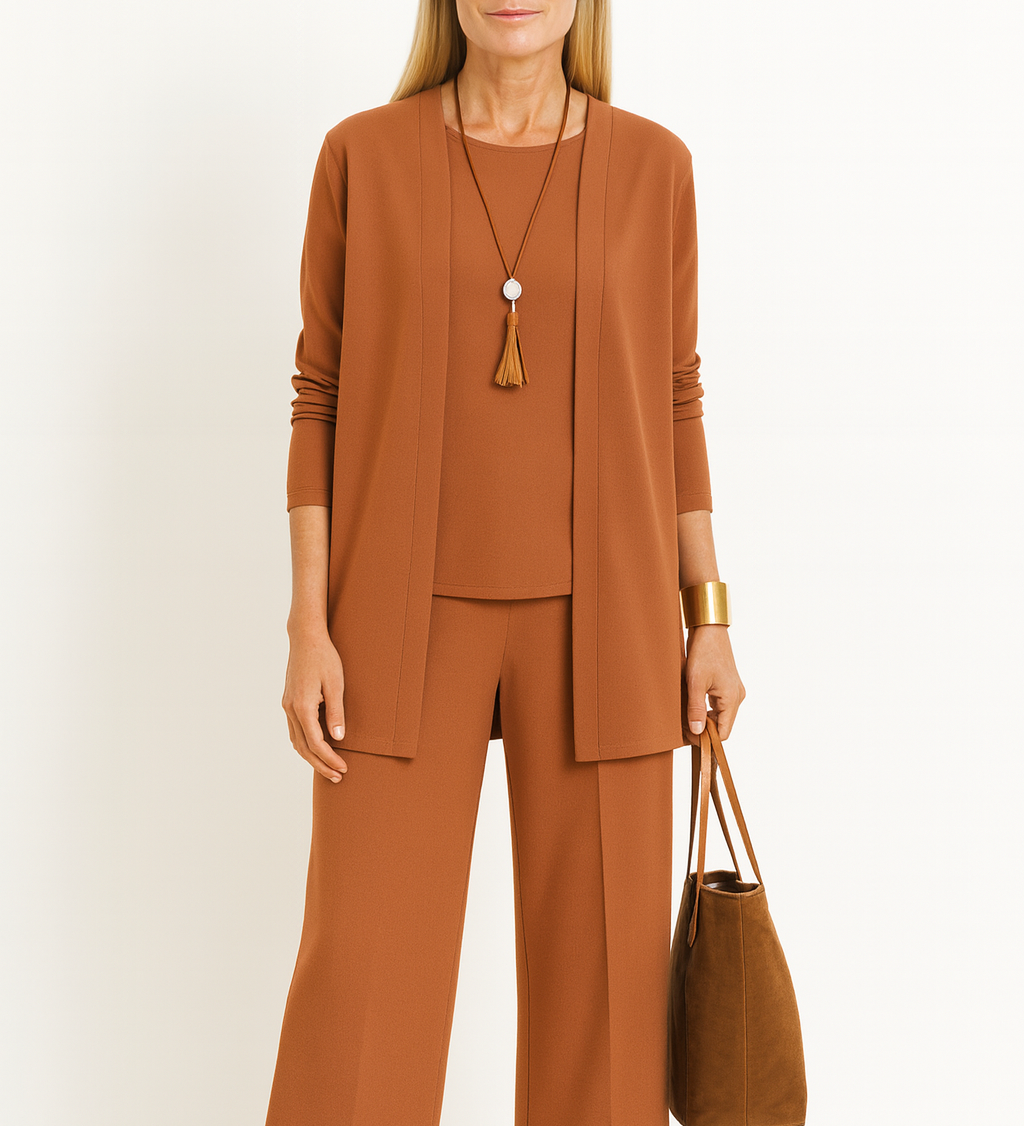 Set Bianca 2 pezzi + Cardigan in regalo