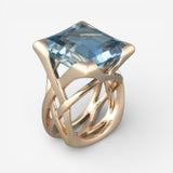 Anello in Oro Rosa con Zirconio Blu Vintage