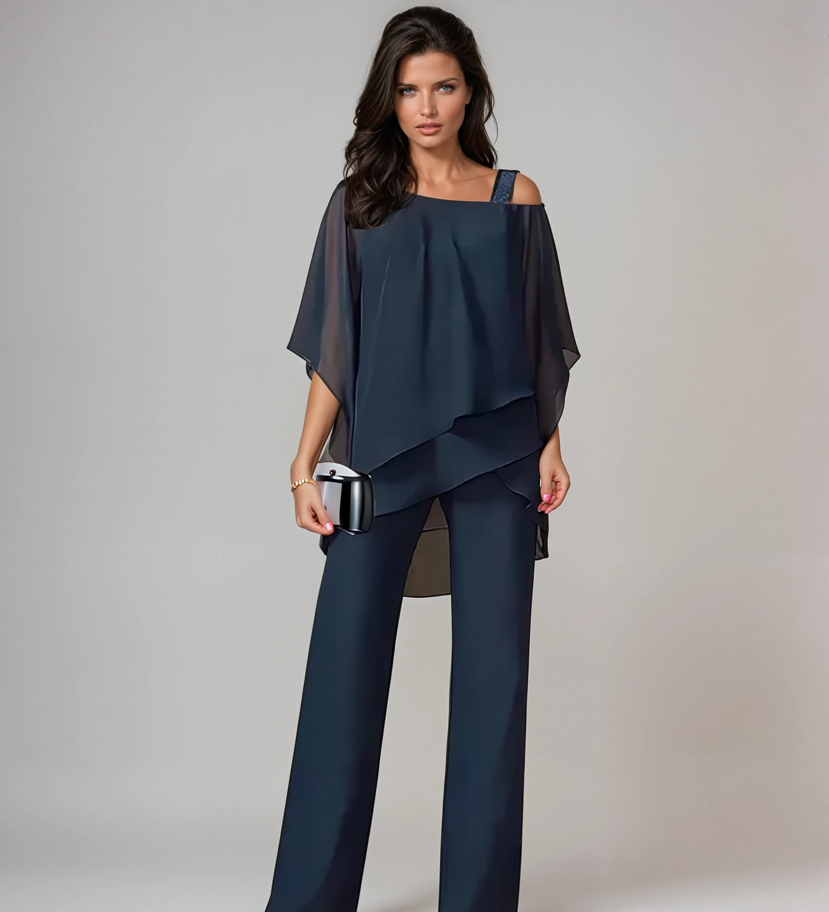 Elena – Completo Due Pezzi con Design a Strati